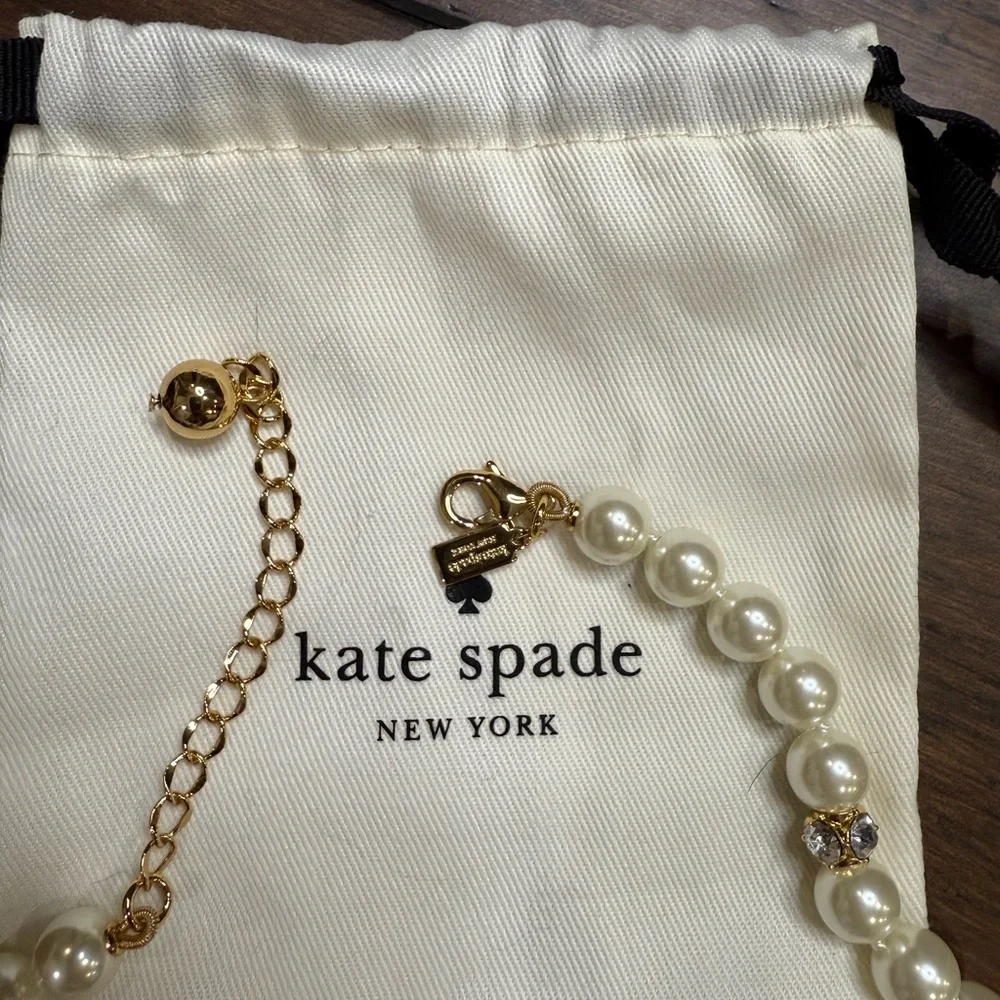 Kate Spade Pearl Necklace with Gold/Crystal, and Silver Accents NWOT - Picture 3 of 7